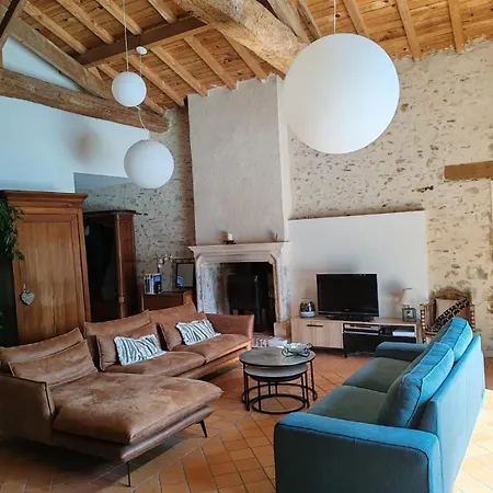 Grange De Charme Avec Piscine Et Jardin, Ideale Pour Vos Aux Sables-d'olonne *