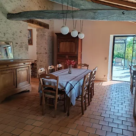 Holiday home Grange De Charme Avec Piscine Et Jardin, Ideale Pour Vos Aux Sables-d'olonne