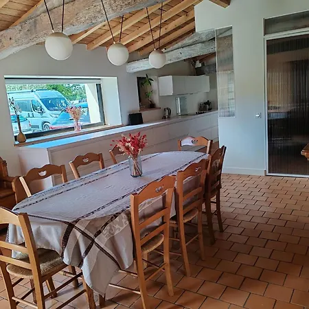 Вилла Grange De Charme Avec Piscine Et Jardin, Ideale Pour Vos Aux Sables-d'olonne *