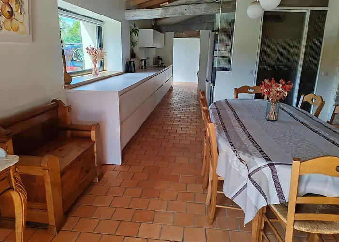 Grange De Charme Avec Piscine Et Jardin, Ideale Pour Vos Aux Sables-d'olonne * Les Sables-dʼOlonne