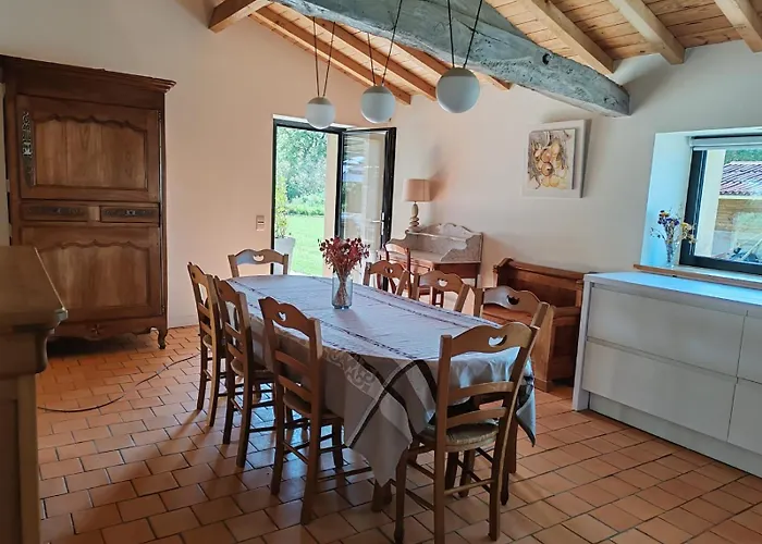 Grange De Charme Avec Piscine Et Jardin, Ideale Pour Vos Aux Sables-d'olonne Villa *